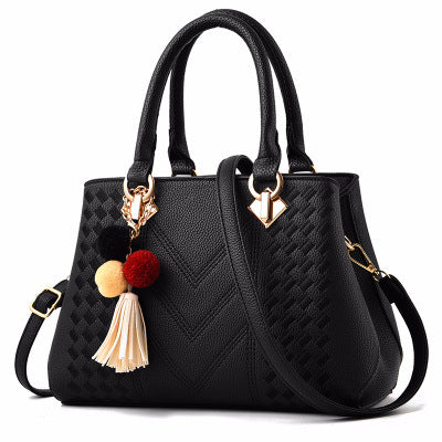 Suitable occasion bag