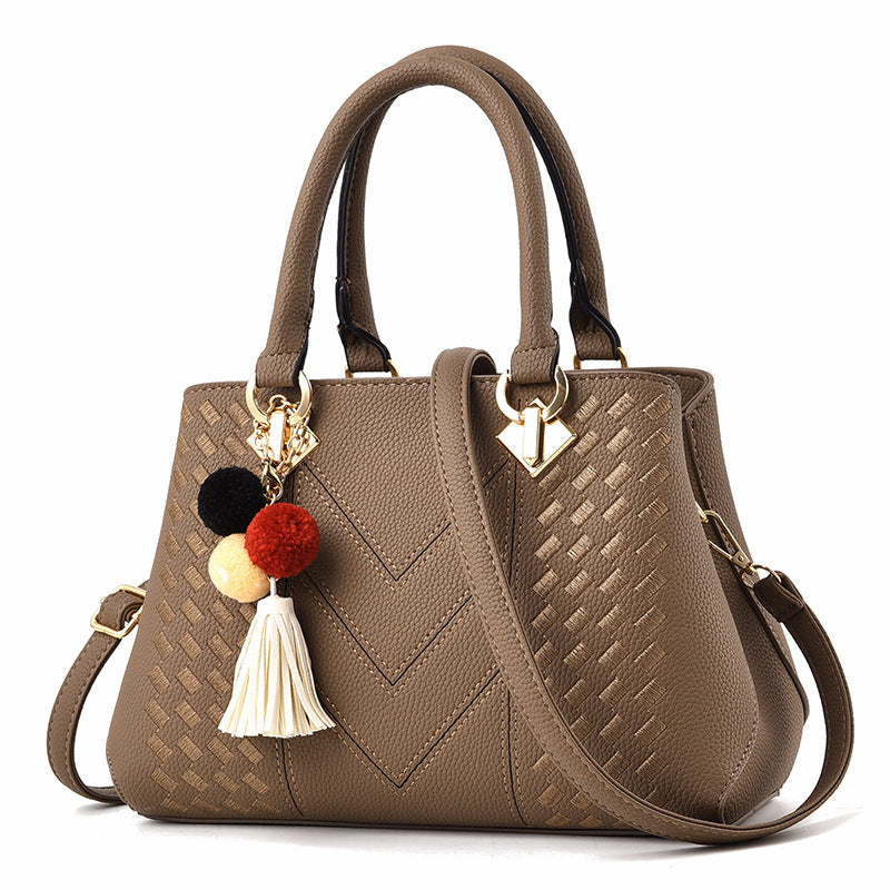Suitable occasion bag