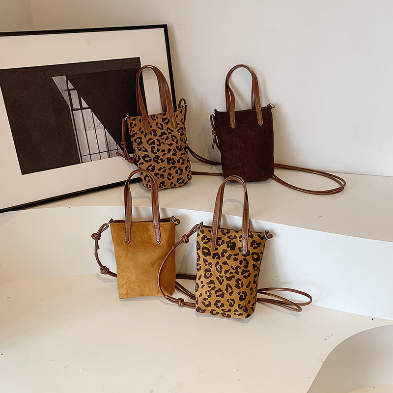 Women’s Retro Leopard Print Crossbody Bag